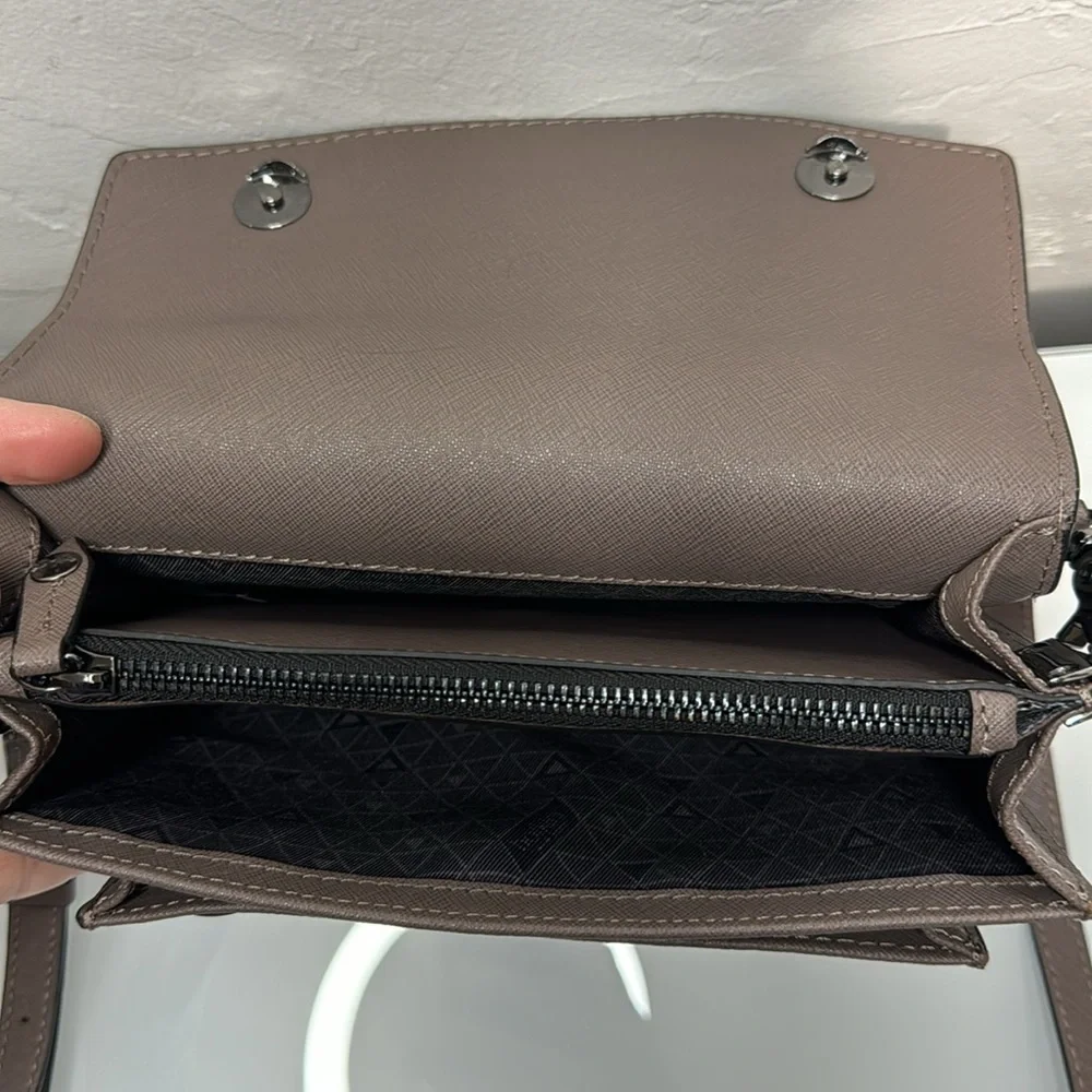 Botkier Cobble Hill grey leather double strap crossbody bag - Picture 5 of 15